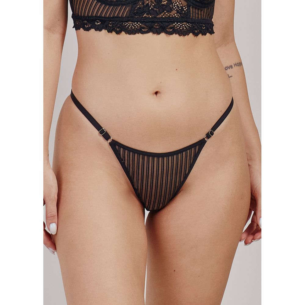 Calcinha String em Tule Genevieve
 PRETO