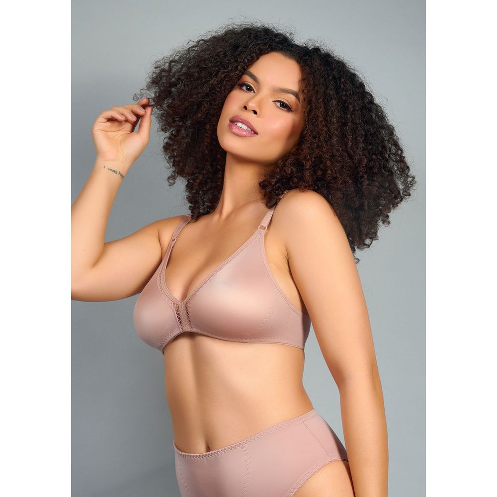 Sutiã Triângulo Sem Bojo Sem Aro Com Busto Moldado Anatomicamente Em Microfibra Tactel Com Fio Lycra CASTANHA